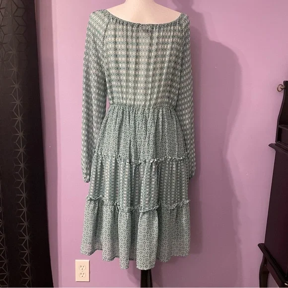 H&M Peasant Boho Tiered Dress Off the Shoulder Size 14 - Picture 2 of 7